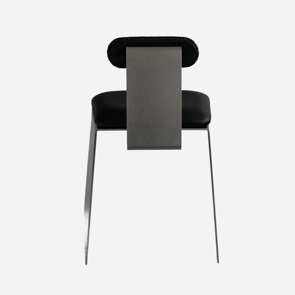 Capsule Leather Chair by Jakub Kubica
