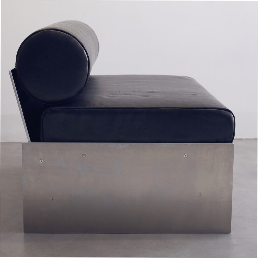 Drone Modular Sofa Chair