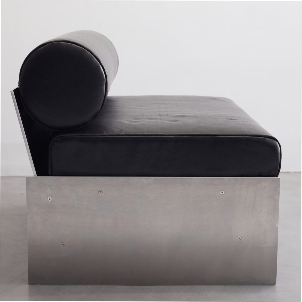 Drone Modular Sofa Chair
