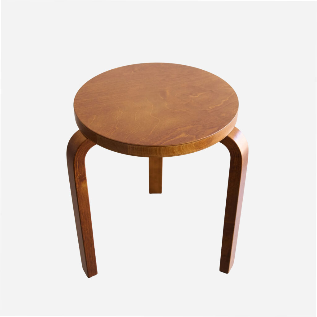 Aalto Stool 60, Walnut