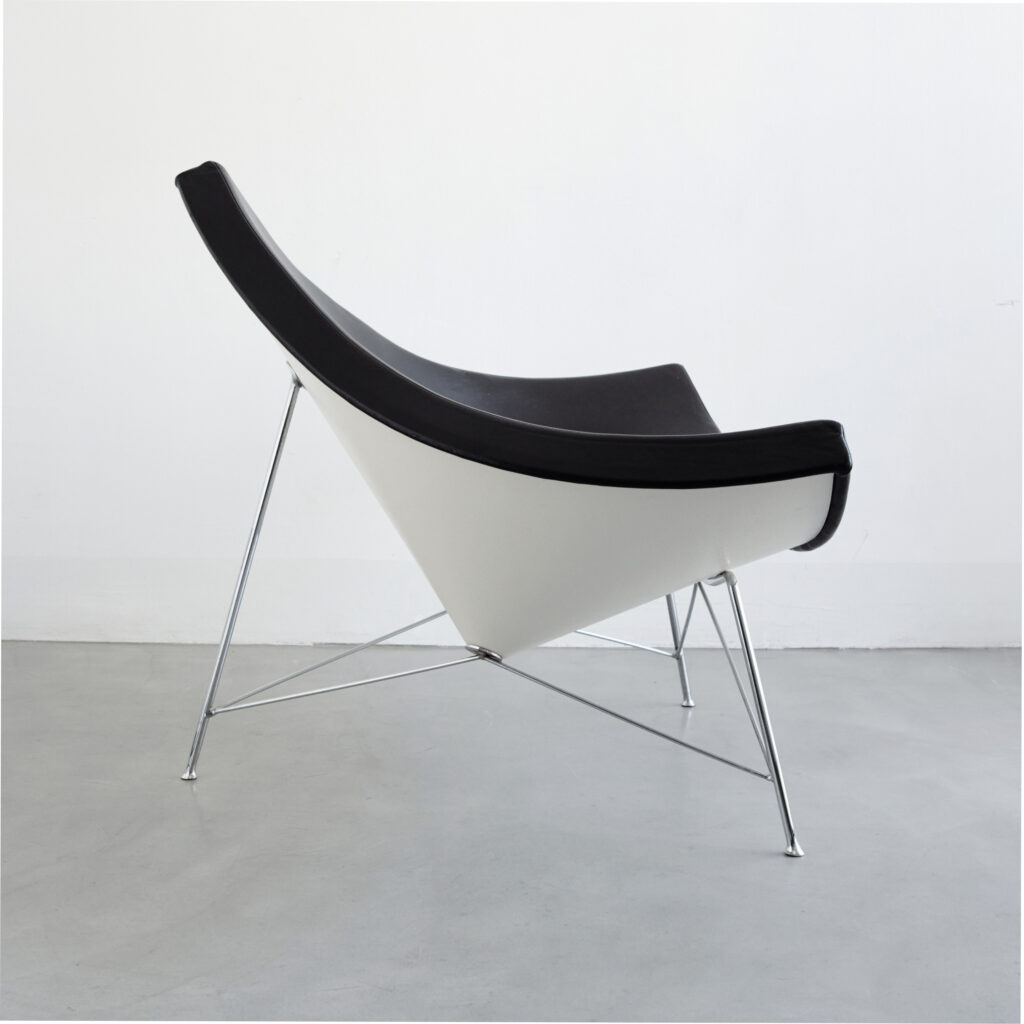 Vitra Coconut Chair, Black