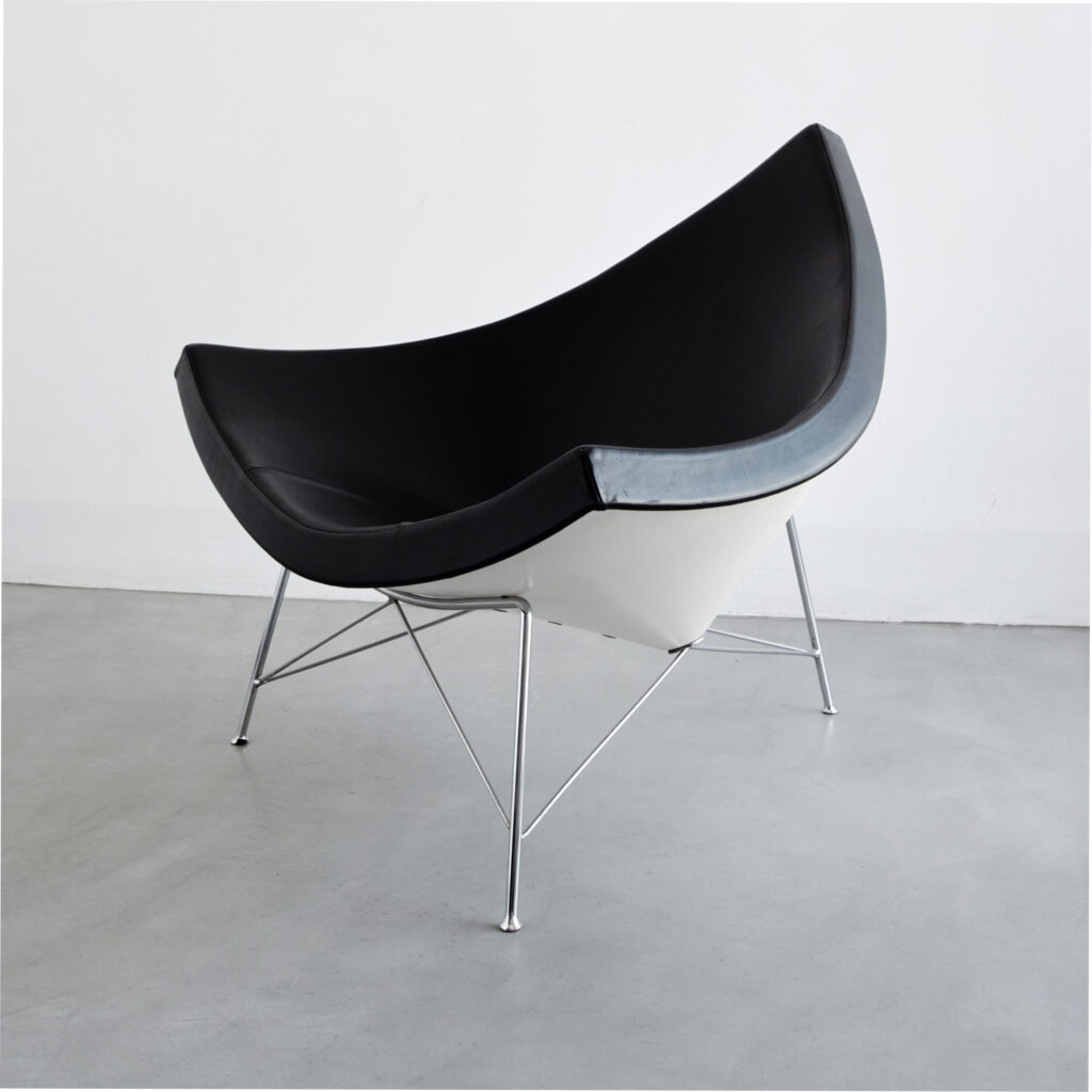 Vitra Coconut Chair, Black