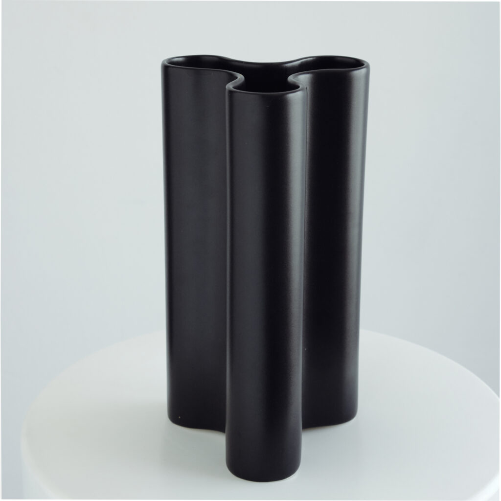 Black Wave Vase