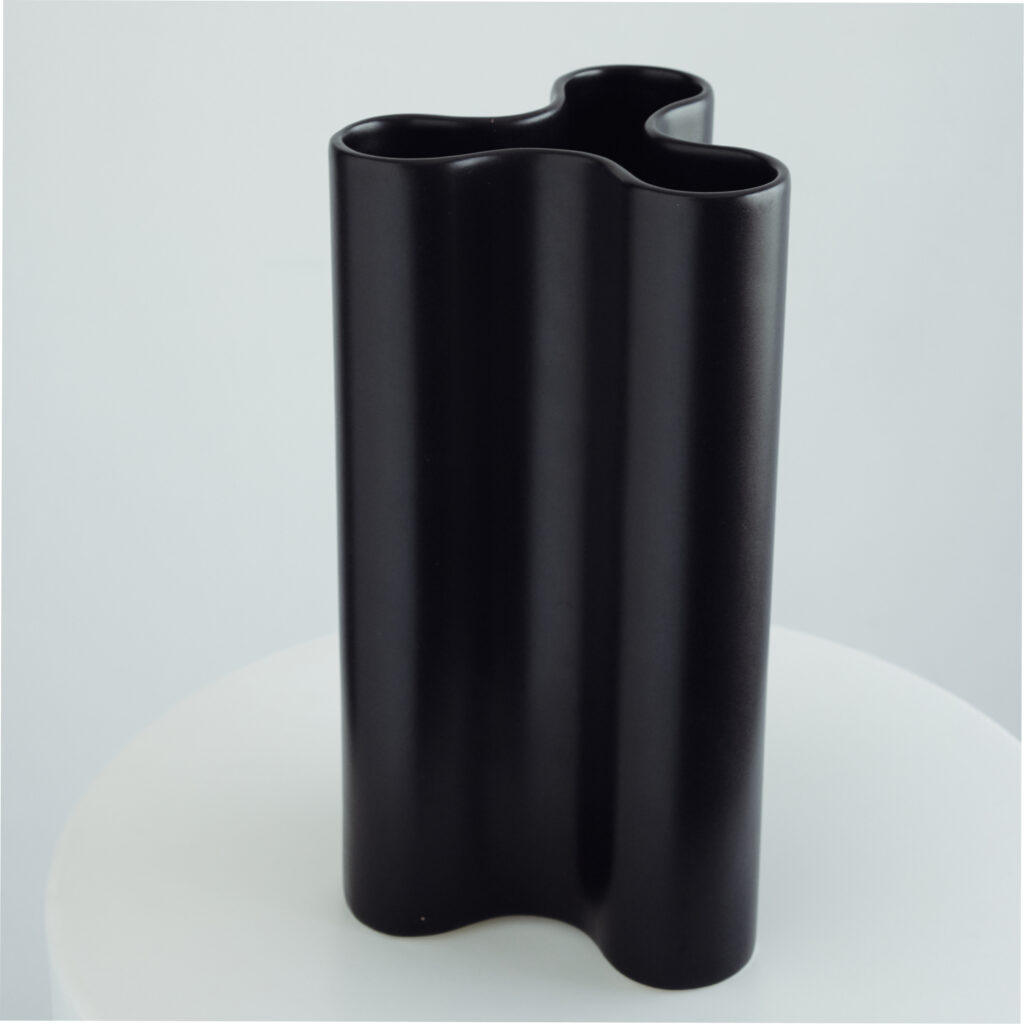 Black Wave Vase
