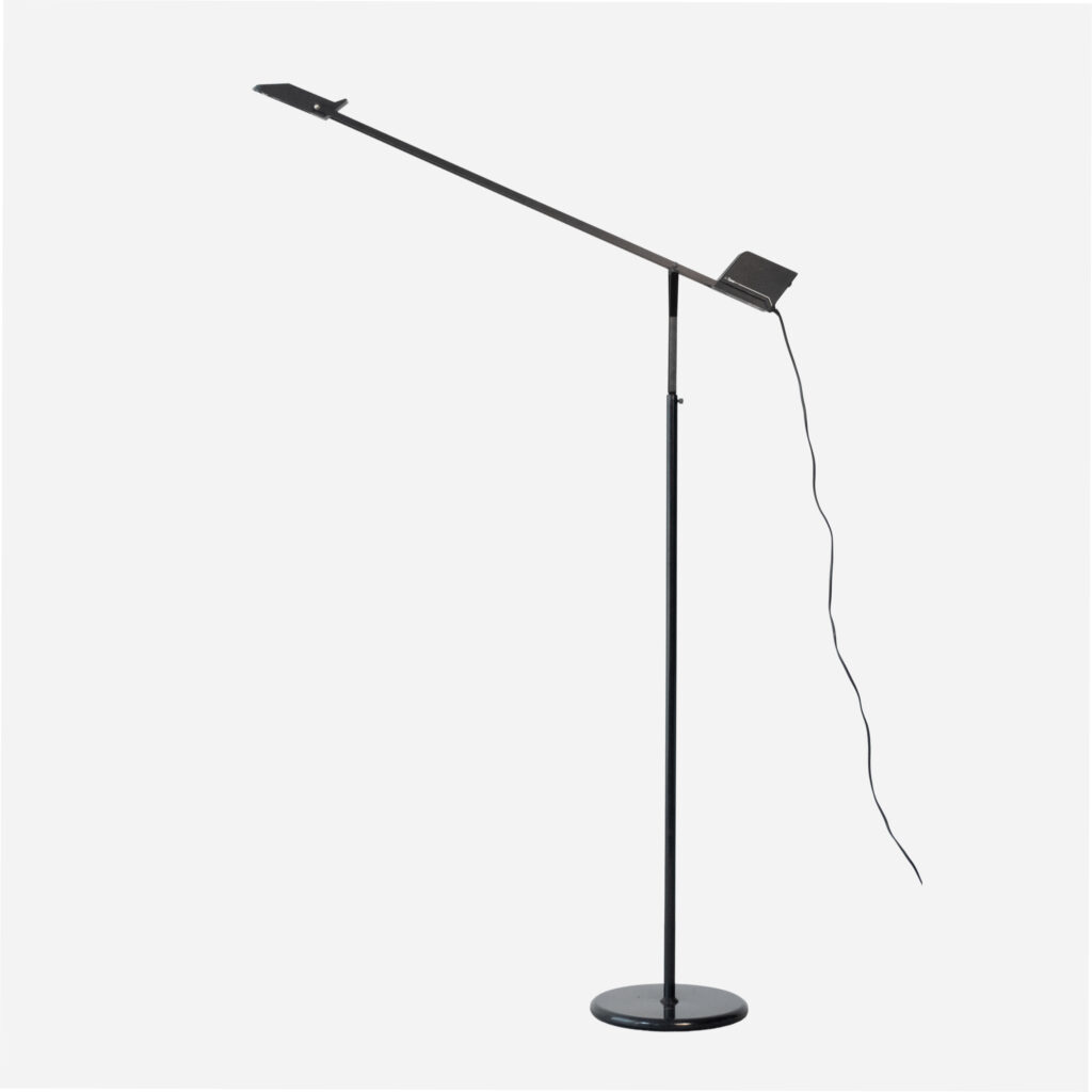 Fase Cisne Floor Lamp