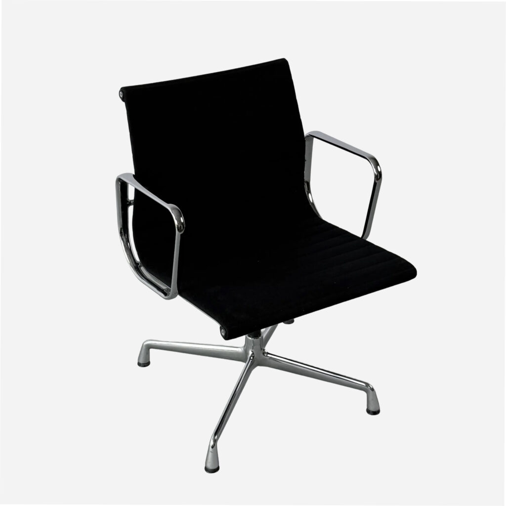 Vitra EA 108, Black