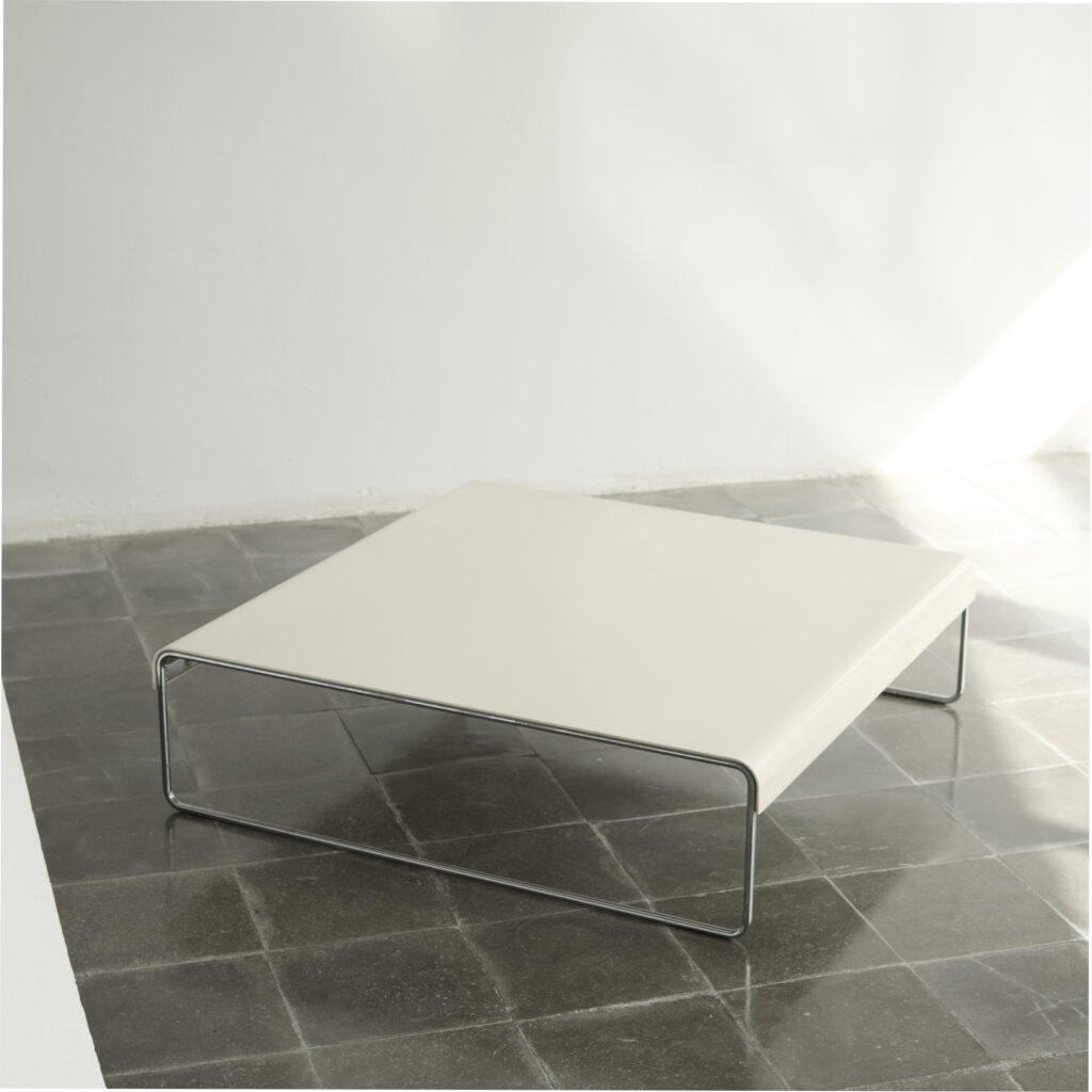 Cassina Zap Table De Piero Lissoni, Cream