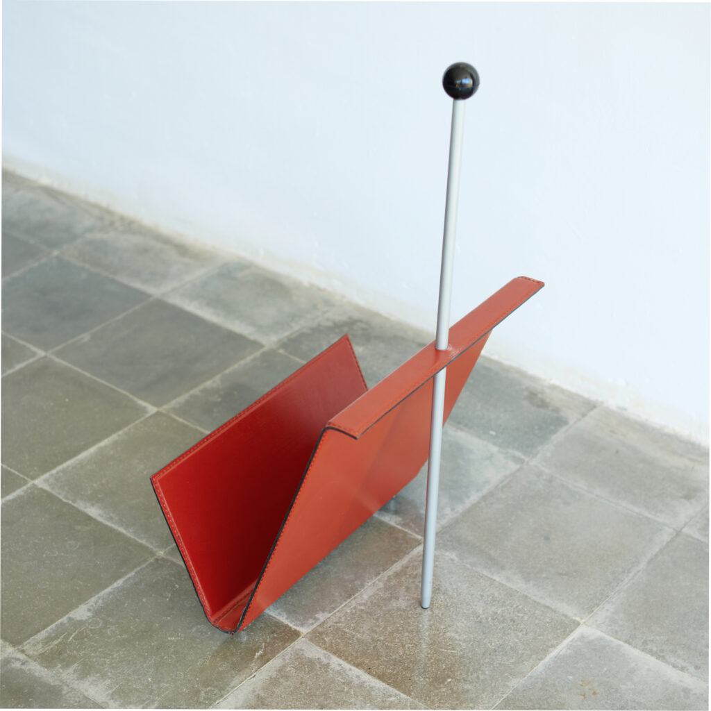 Porada Magazine Rack